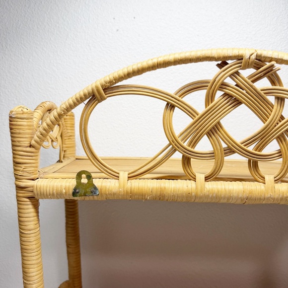 Vintage Ratan Wicker Wall or Table Top Shelf - Picture 8 of 14